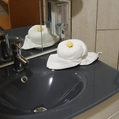 Le Cosy Wiener *paris*gare A 300 M*disneyland* Champs-Sur-Marne